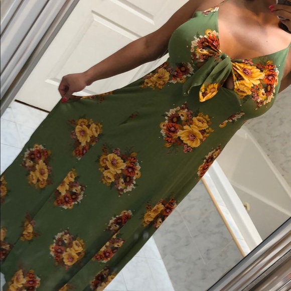 TIE FRONT FLORAL PRINT MAXI DRESS - Picture 4 of 8
